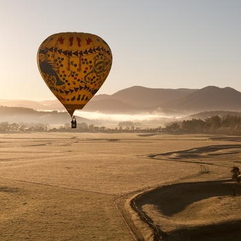 Luftballon over Yarra Valley i Victoria, Australien