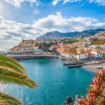 Kystbyen Camara de Lobos på Madeira - Portugal