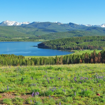 Georgetown Lake i Rocky Mountains - Montana i USA