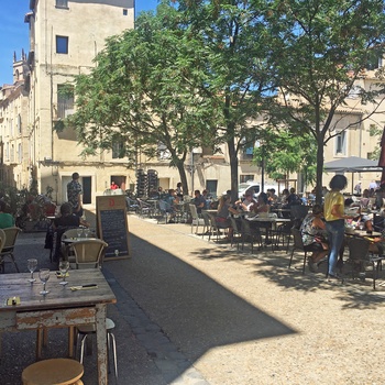 Place Candolle - hyggelig plads i Montpellier, sydvestlige Frankrig