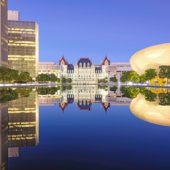 The Empire State Plaza i Albany - hovedstaden i New York State