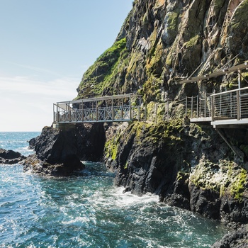 Nordirland, County Antrim - lige over vandet på The Gobbins Cliff Path (Foto - Tourism Ireland)