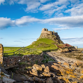 Lindisfarne slotte i Northumberland, England