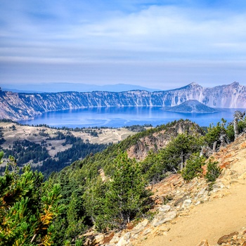 Udsigt til Crater Lake i Oregon - USA