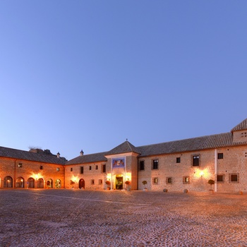 Parador de Carmona, Sevilla - front ved nattetide