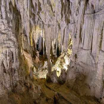Perama-grotten nær Ioannina - Grækenland