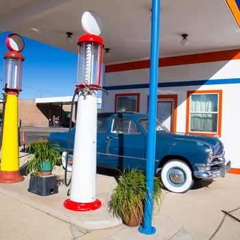 Pete's Route 66 Gas Station Museum