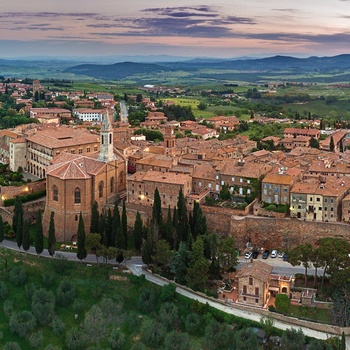 Pienza fra oven