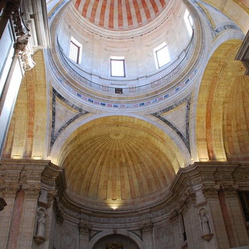 Kirken Igreja de Santa Engracia i Lissabon