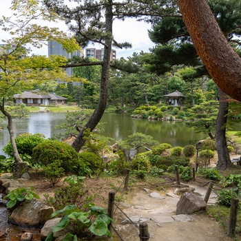 Shukkeien Garden - japansk have i Hiroshima - Japan