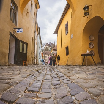 Sighisoara - UNESCO middelalderby i Rumænien - Foto: Jonny Gios, Unsplash