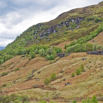 Skotland, Sterlingshire - Glen Ogle med den gamle jernbaneviadukt