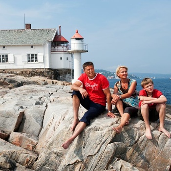 Stangholmen fyr ved Risør i Norge - Foto Terje Rakke-VisitNorway