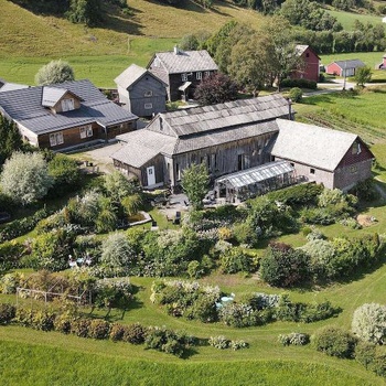 Store Ringheim Hotel i Voss - Luftfoto