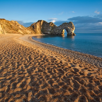 Durdle Door langs Jurassic Coast i Sydengland