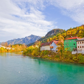 Lech floden der løber forbi Füssen, Sydtyskland