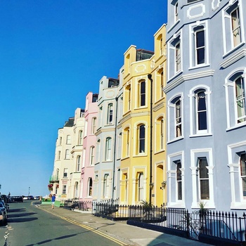 Tenby - facaden på The Esplanade