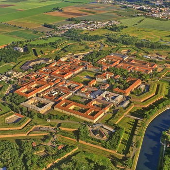 Fæstningsbyen Theresienstadt fra oven - Tjekkiet