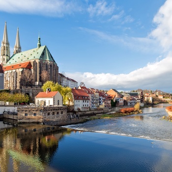 Byen Görlitz, St. Peter and Paul kirken og floden Nessie, Midttyskland