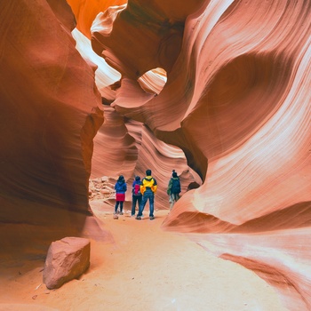 Rejsende i Antelope Canyon i Arizona, USA