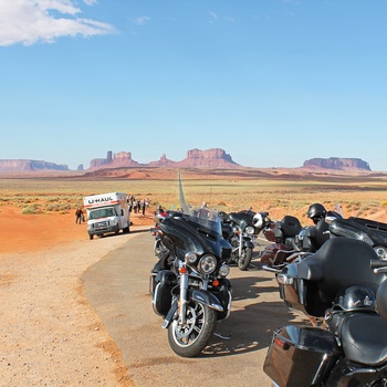 Stop i Monument Valley på MC-rejse i USA med dansk rejseleder