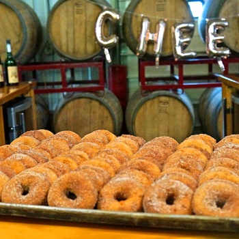 Lækre donuts i the Berkshire på Furnace Brook Winery, Massachusetts New England