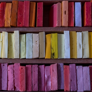 Farvebiblioteket hos Orsoni Mosaico i Venedig