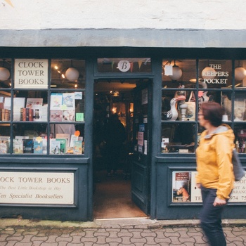 Wales, Hay on Wye - Clock Tower Book er en af byens mange boghandlere (Foto - Cymru Wales Crown Copyright)