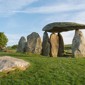 Wales, Pembrokeshire - det neolitiske gravkammer Pentre Ifan 