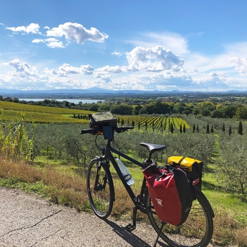 EuroBike cykeltur, udsigt til Trasimeno, Umbrien