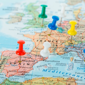 Planlægning af rute til kør-selv-ferie i Europa