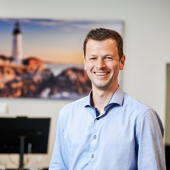 FDM Travel Niels, Butikschef