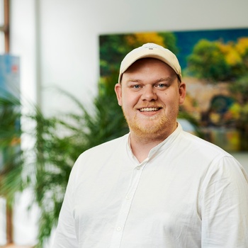 FDM Travel Kenneth, Butikschef