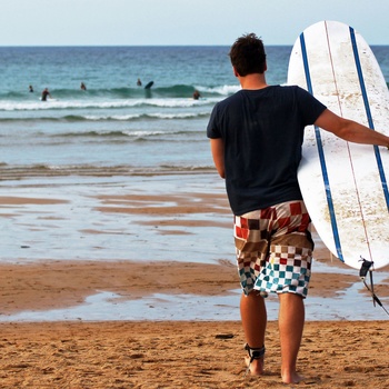 Surferne elsker Biarritz og de gode bølger, Frankrig