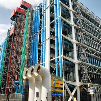 Pompidou Centrets facade i Paris, Frankrig