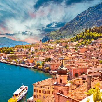 Limone Sul Garda ved Gardasøen i Norditalien