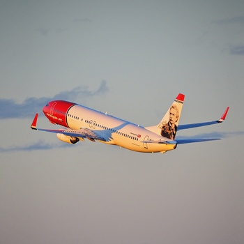 Flyv med Norwegian