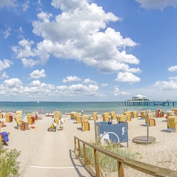 Rejs på kør-selv-ferie i Nordtyskland og oplev Timmendorfer strand i Schleswig_Holstein