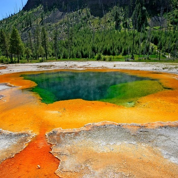 12_HI_USA_YellowStone_NP_1.jpg