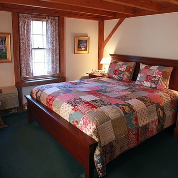  Seven Sea Street Inn