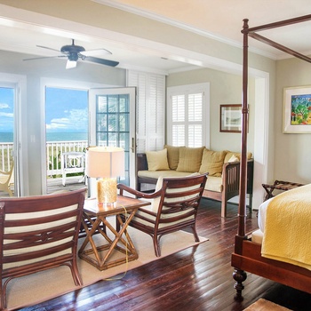 Elizabeth Pointe Lodge