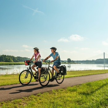 På cykel på Elberadweg - © Magdeburger Tourismusverband Elbe-Börde-Heide e.V., Dominik Ketz