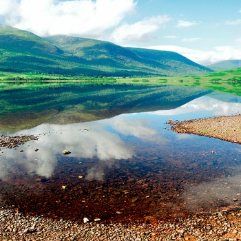 Loch Arkaig i Skotland - kendt fra Harry Potter