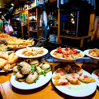 San Sebastian i Baskerlandet i det nordlige Spanien - Pintxos