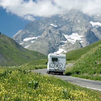 Oplev Tour de France i en autocamper - du kan sagtens køre med en autocamper i bjergene