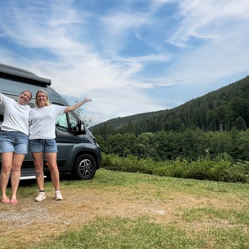 Vicky Knudsen på autocamper eventyr i Schwarzwald