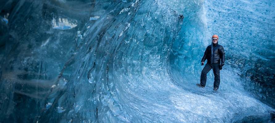 Morten ved The Wave i Blue Ice Cave - Island