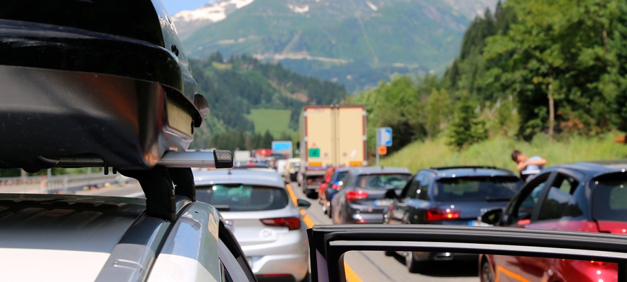 Oplev Tour de France i en autocamper - Du kan forvente kø og myldretid når alle skal til eller fra Tour de France