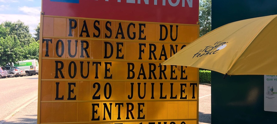 Oplev Tour de France i en autocamper - vejene afspærres i god tid inden løbet