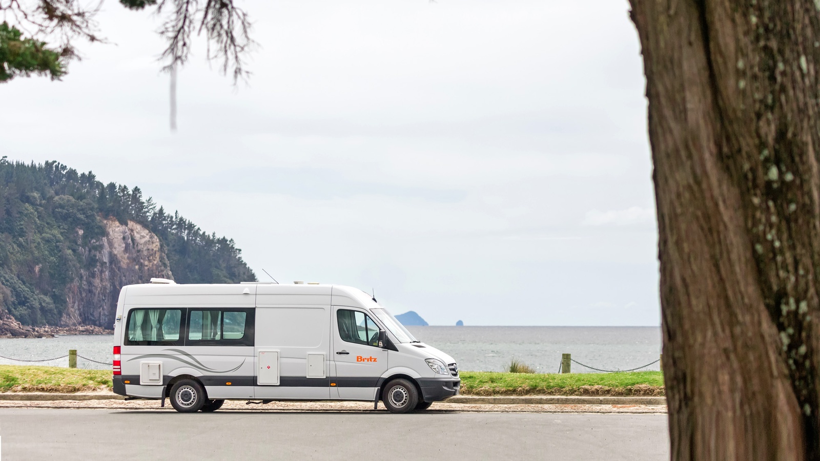 Britz Venturer Plus autocamper - strand parkering - Australien
